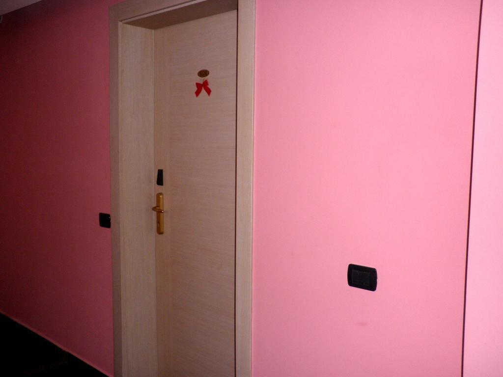 Hotel Albion Durres Luaran gambar
